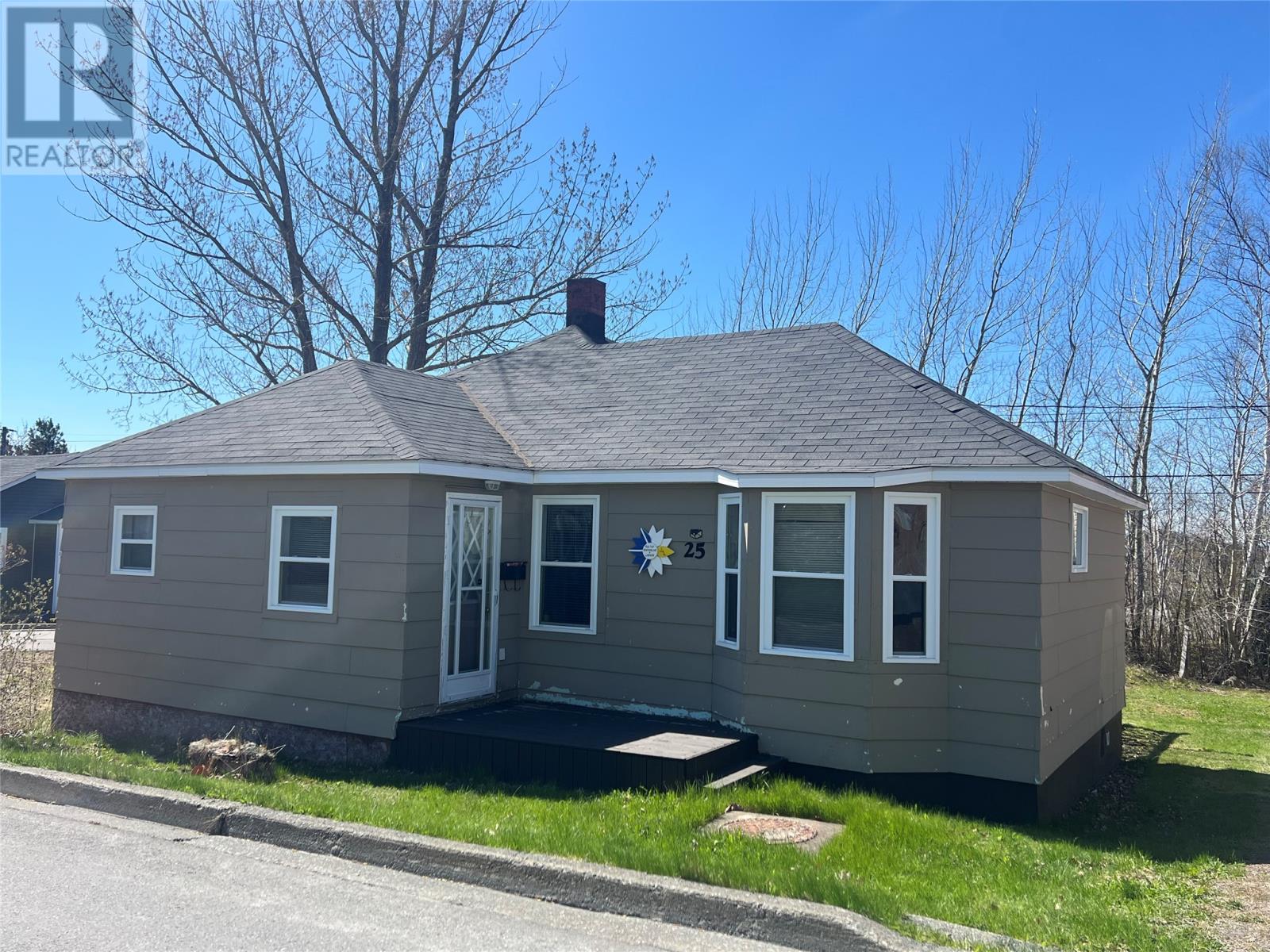 25 Exploits Lane, Grand Falls-Windsor, Newfoundland & Labrador