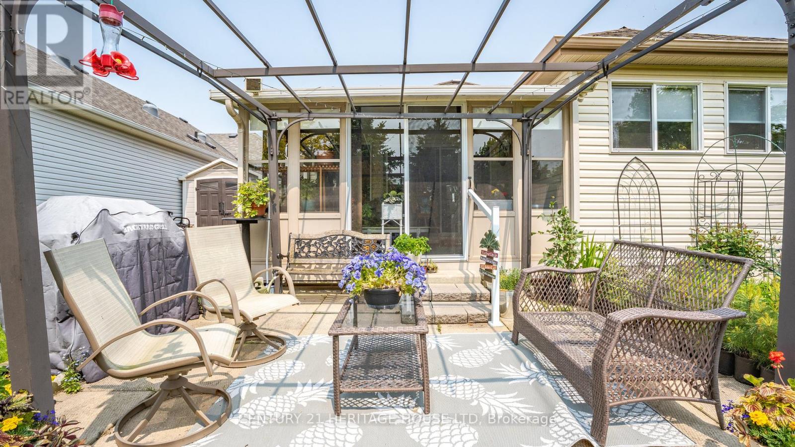 21 Long Point Boulevard, Haldimand, Ontario  N0E 1M0 - Photo 25 - X12209900
