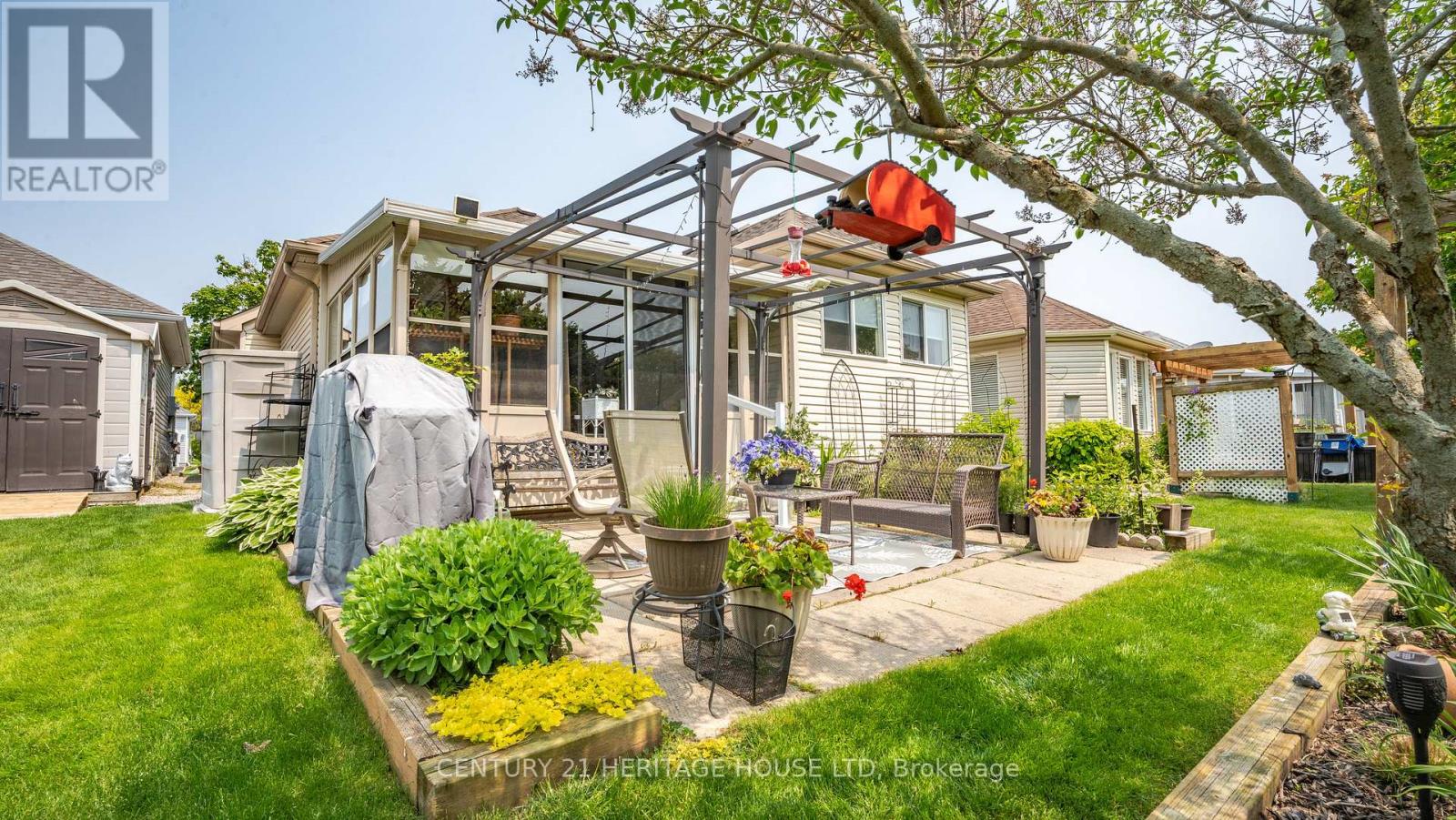 21 Long Point Boulevard, Haldimand, Ontario  N0E 1M0 - Photo 27 - X12209900