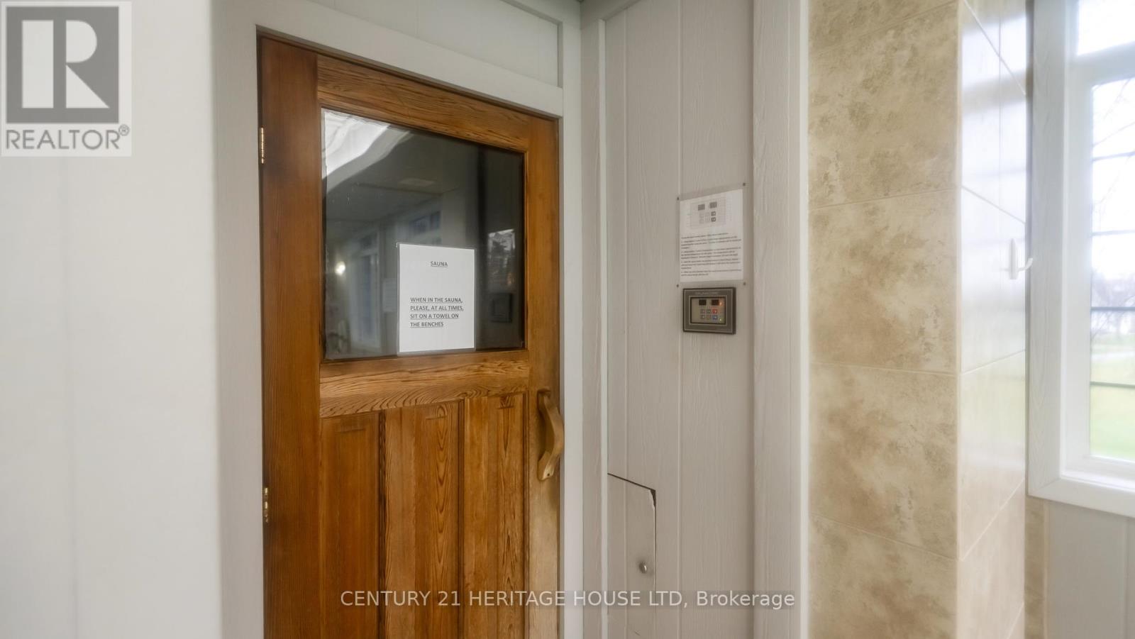 21 Long Point Boulevard, Haldimand, Ontario  N0E 1M0 - Photo 38 - X12209900
