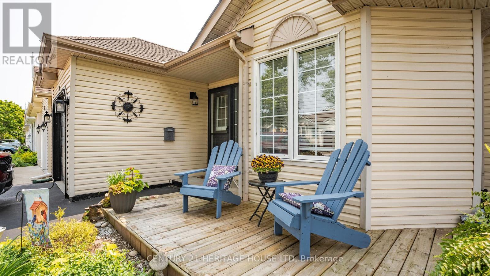 21 Long Point Boulevard, Haldimand, Ontario  N0E 1M0 - Photo 4 - X12209900