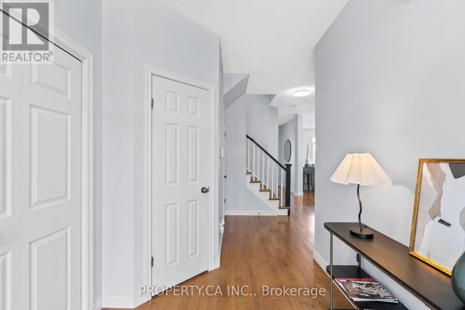 753 Klosters Drive, Waterloo, Ontario  N2V 2V5 - Photo 3 - X12209933