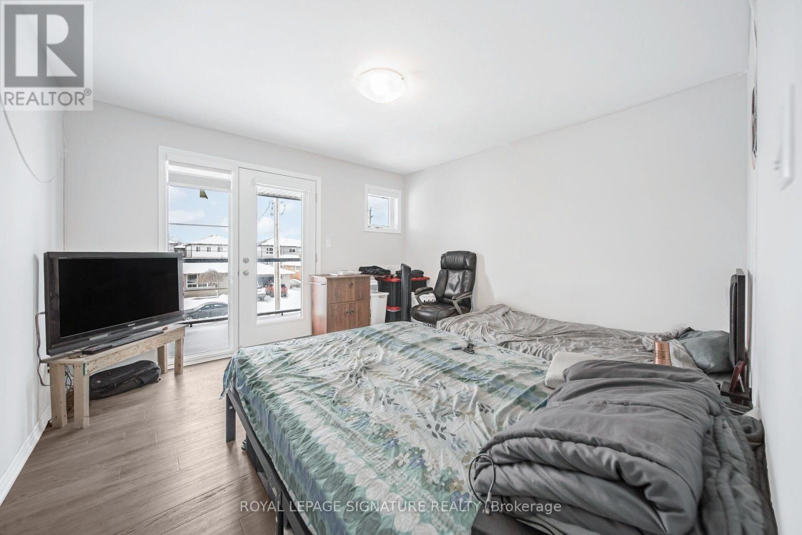 226 Morton Street, Thorold (Allanburg/thorold South), Ontario  L2V 1C7 - Photo 24 - X12209956