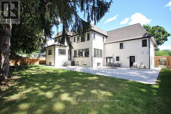 Property at 375 ARDEN CRESCENT image 5