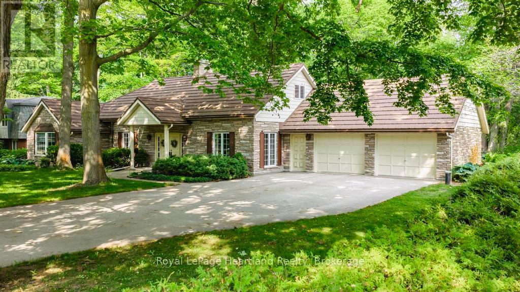 81366 Champlain Boulevard, Ashfield-Colborne-Wawanosh (Colborne), Ontario  N7A 3Y2 - Photo 48 - X12137413