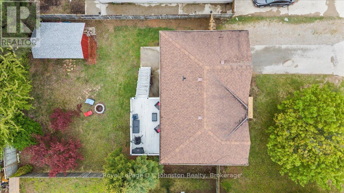 812 Bradford Street, Saugeen Shores, Ontario  N0H 2C4 - Photo 5 - X12158789