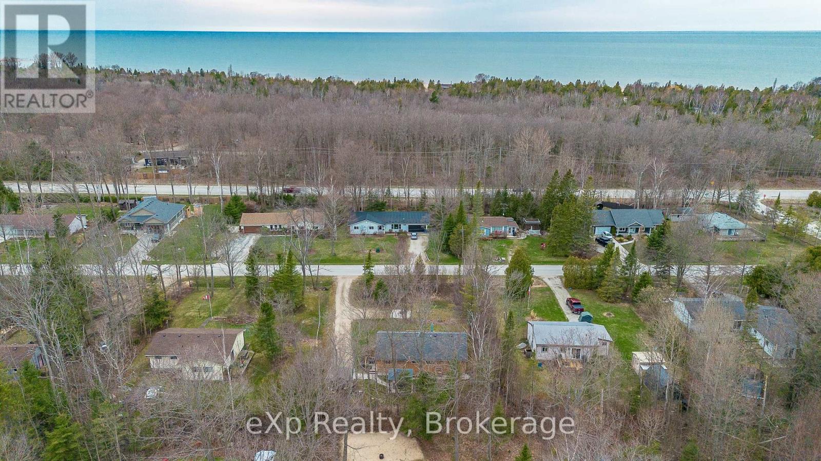 15 Mapleport Crescent, South Bruce Peninsula, Ontario  N0H 2T0 - Photo 23 - X12206706