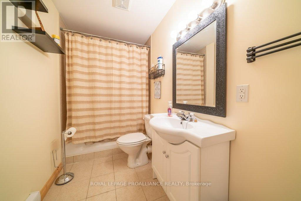 1134 North Shore Road, Frontenac (Frontenac North), Ontario  K0H 2M0 - Photo 25 - X12209806