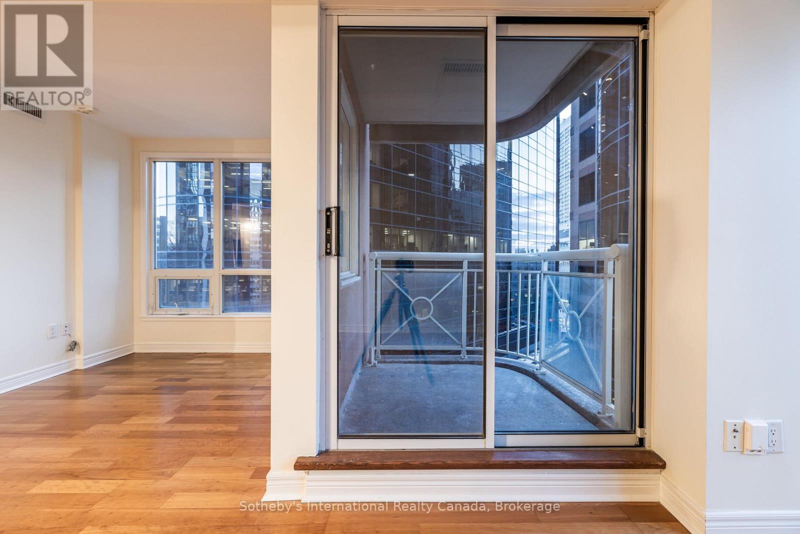 901 - 100 Hayden Street, Toronto, Ontario  M4Y 3C7 - Photo 17 - C12147816