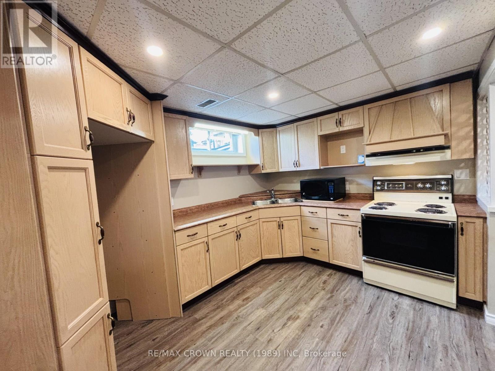 52 Hellen Avenue, Timmins (Sp - Main Area), Ontario  P0N 1H0 - Photo 34 - T12210245