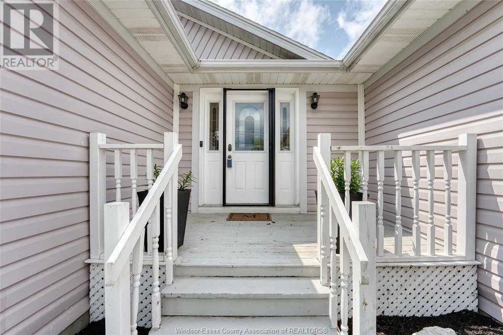 348 St Peter Street, Belle River, Ontario  N0R 1A0 - Photo 3 - 25014628