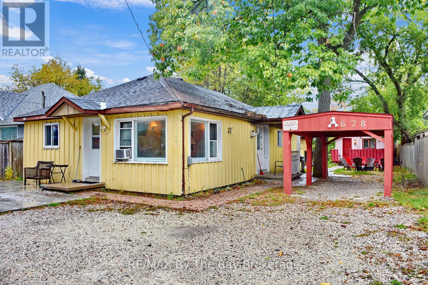 678 River Road W, Wasaga Beach, Ontario  L9Z 2P1 - Photo 2 - S12210252