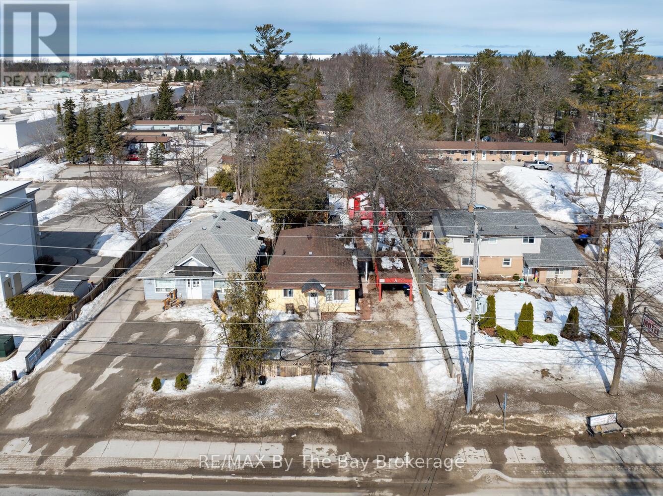 678 River Road W, Wasaga Beach, Ontario  L9Z 2P1 - Photo 22 - S12210252
