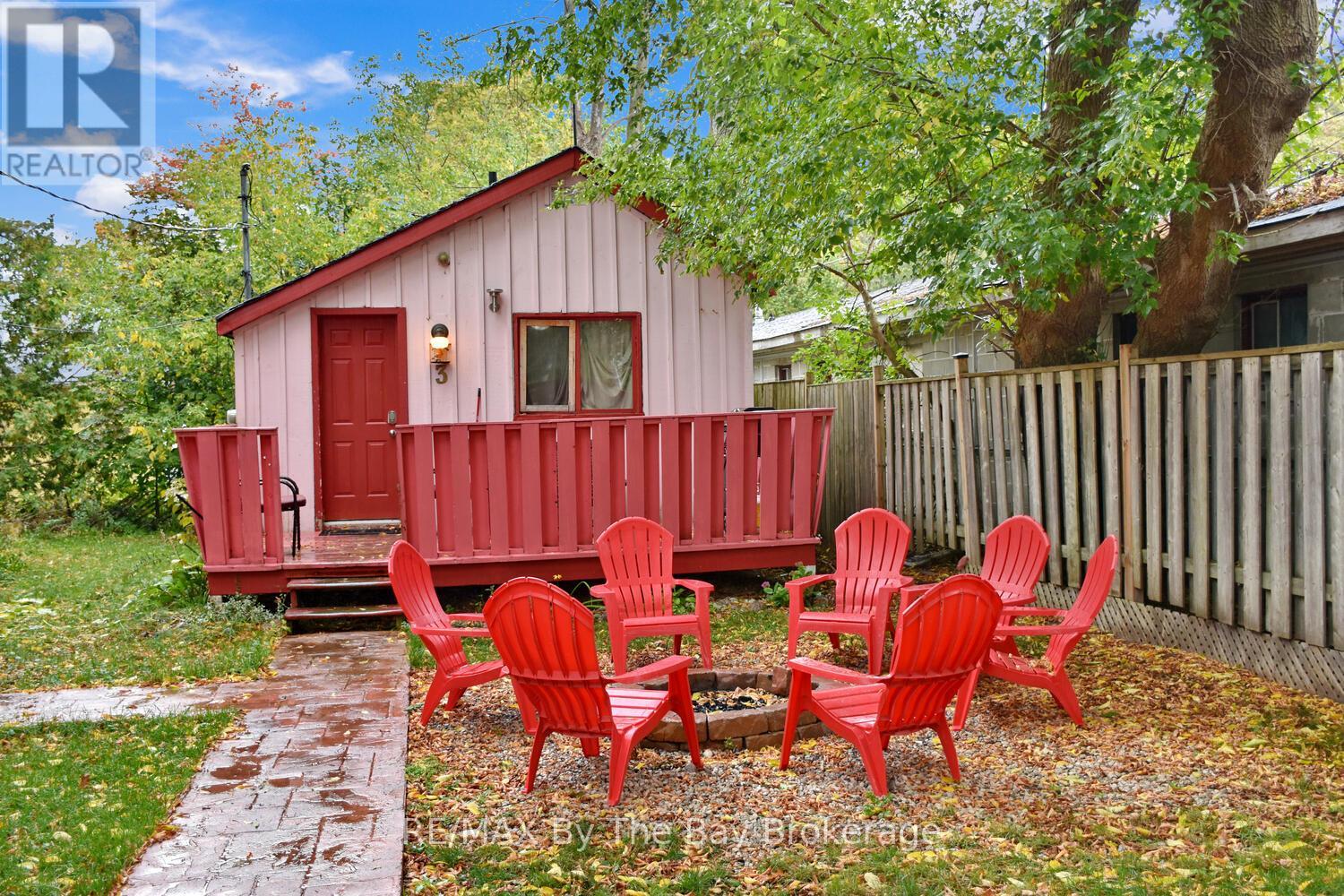 678 River Road W, Wasaga Beach, Ontario  L9Z 2P1 - Photo 3 - S12210252