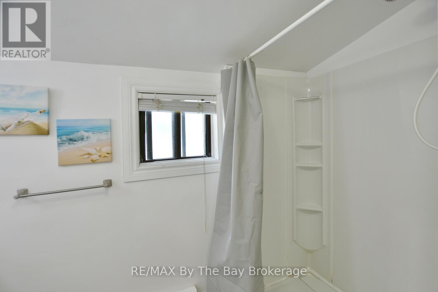 678 River Road W, Wasaga Beach, Ontario  L9Z 2P1 - Photo 34 - S12210252
