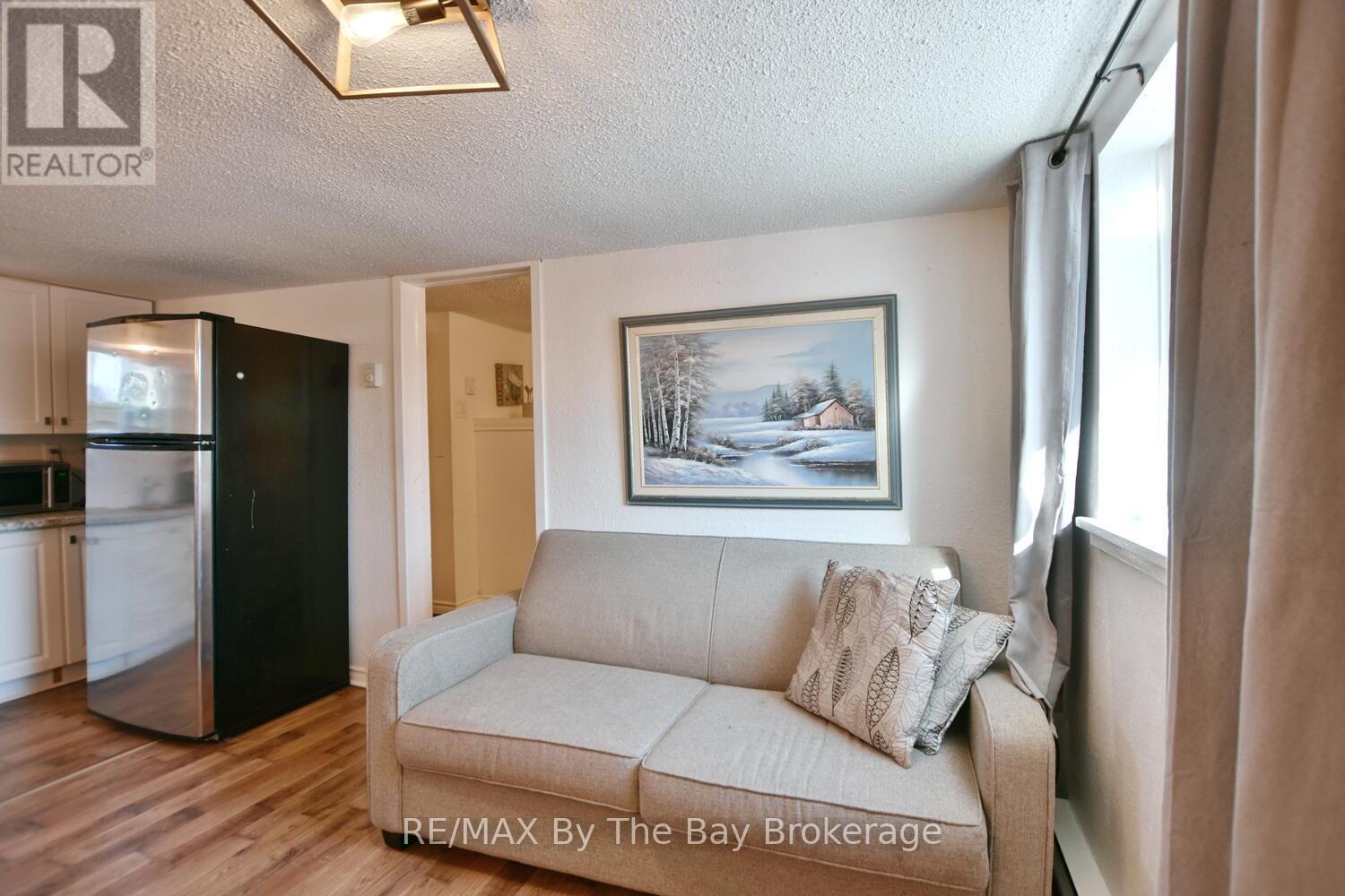 678 River Road W, Wasaga Beach, Ontario  L9Z 2P1 - Photo 41 - S12210252