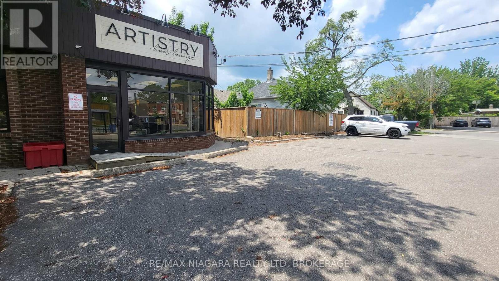 145 Lake Street, St. Catharines, Ontario  L2R 5Y4 - Photo 5 - X12209825