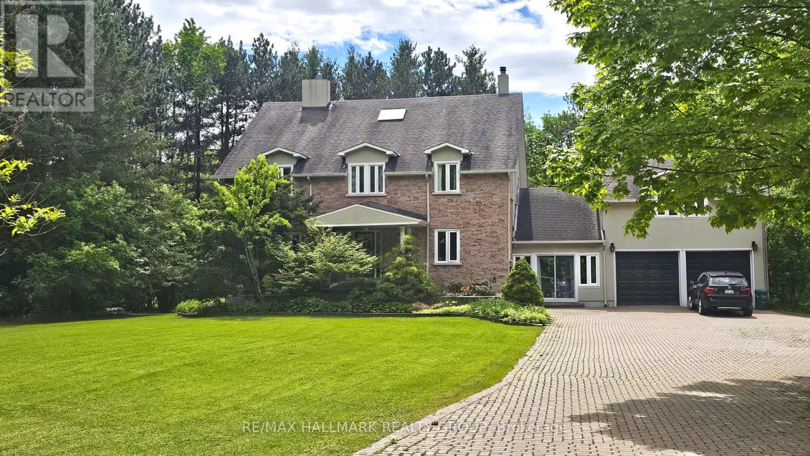 1390 Lough Drive, Ottawa, Ontario  K4C 1A9 - Photo 1 - X12118100