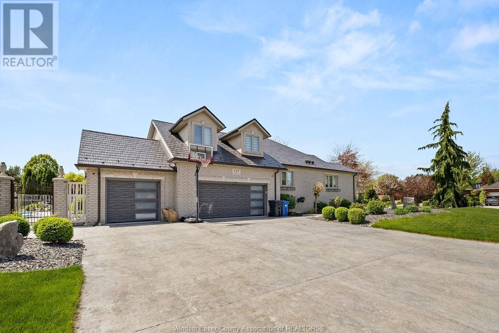 625 George Kennedy Way, Lakeshore, Ontario  N8L 1A4 - Photo 45 - 25014659