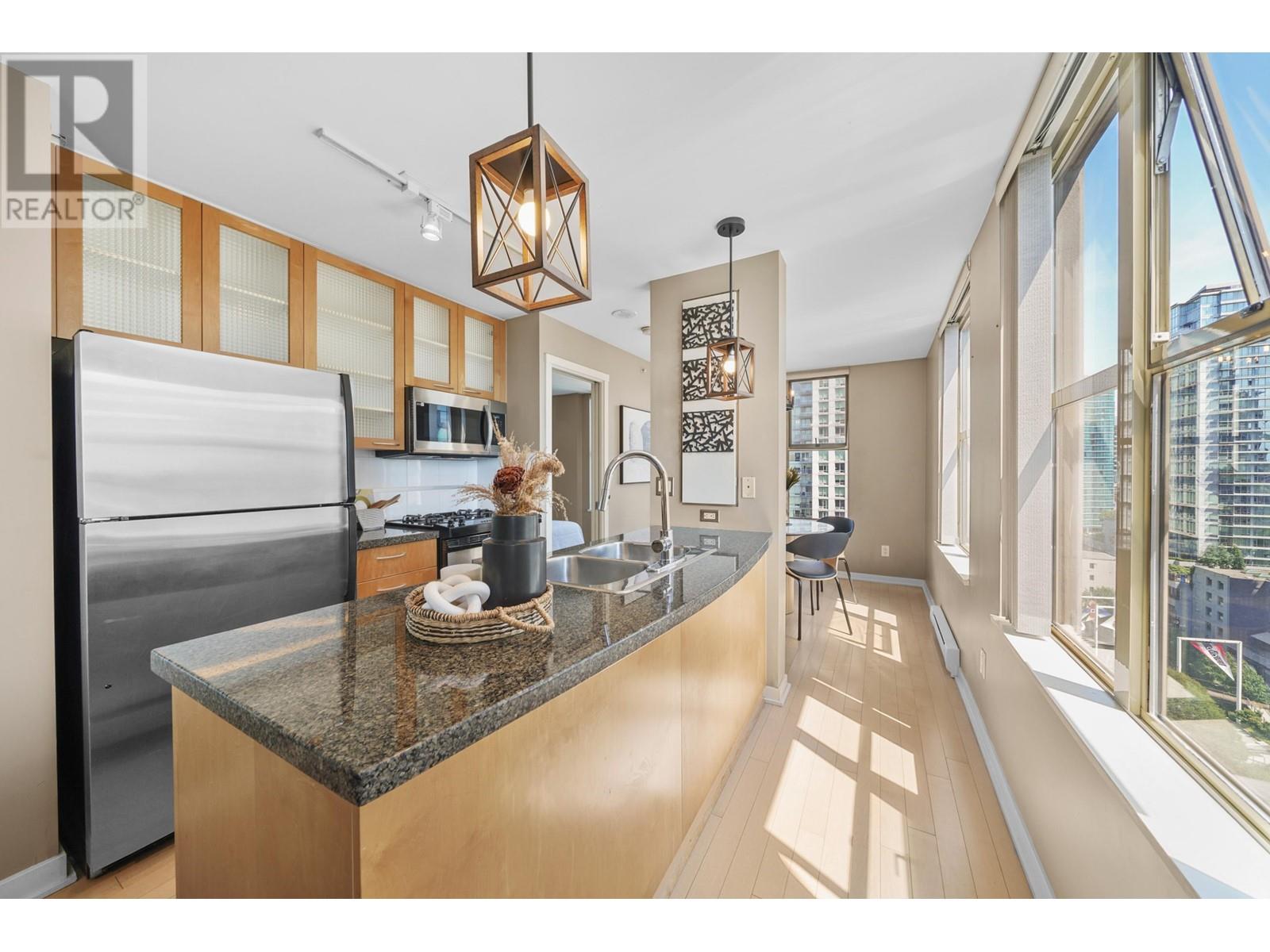 1806 969 Richards Street, Vancouver, British Columbia  V6B 1A8 - Photo 5 - R3013542