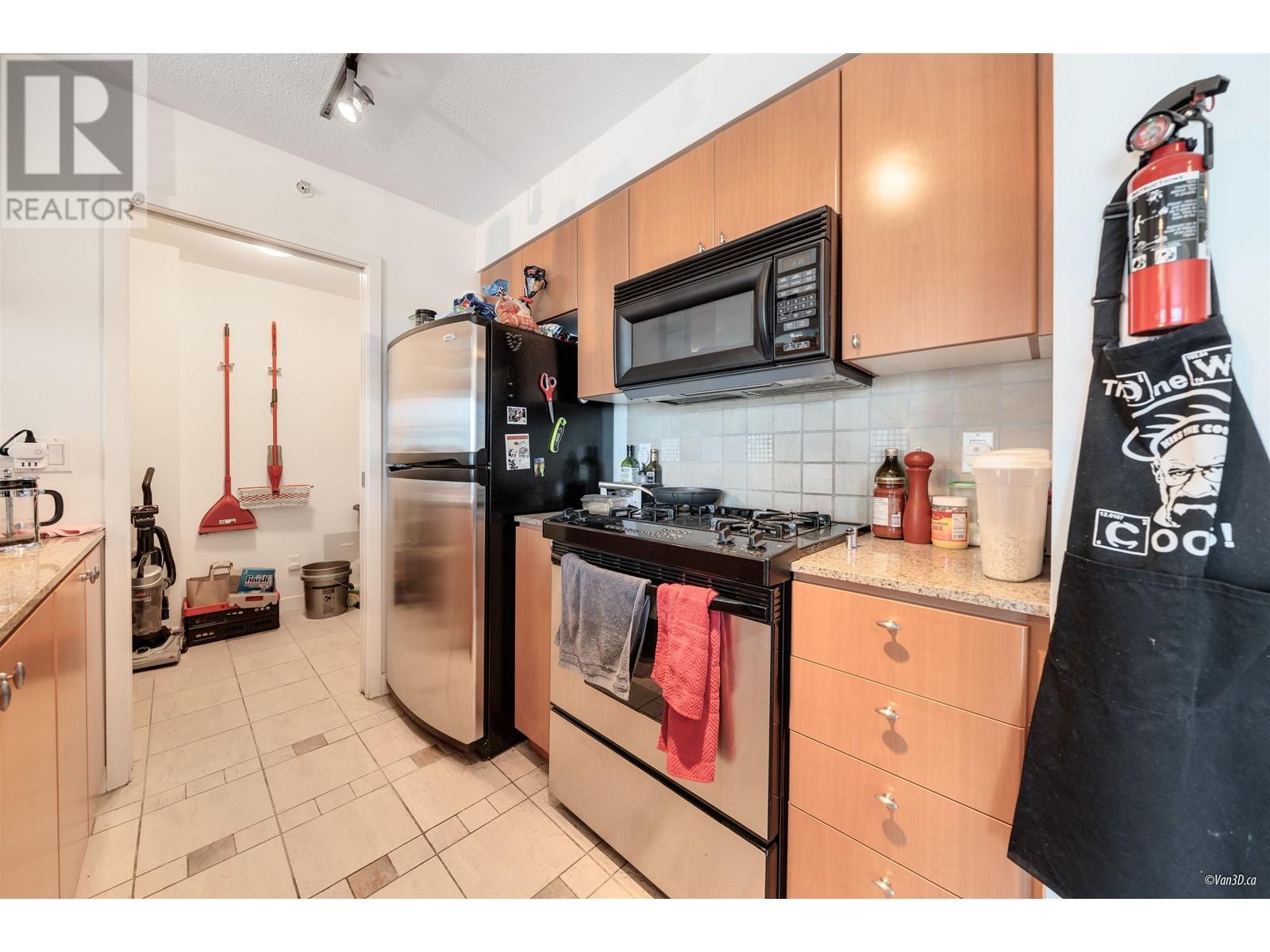 1701 1495 Richards Street, Vancouver, British Columbia  V6Z 3E3 - Photo 13 - R3013544