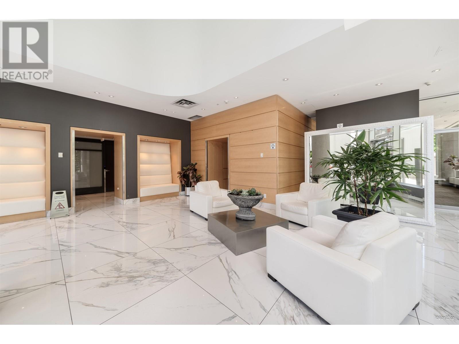 1701 1495 Richards Street, Vancouver, British Columbia  V6Z 3E3 - Photo 2 - R3013544