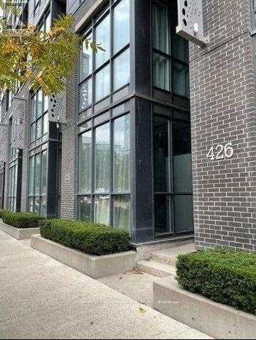 G05 Mf - 426 Lake Shore Boulevard W, Toronto, Ontario  M5V 2V9 - Photo 1 - C12209987