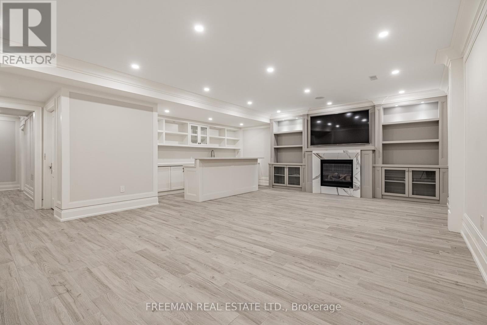 49 Dunvegan Road, Toronto (Casa Loma), Ontario  M4V 2P5 - Photo 37 - C12210073