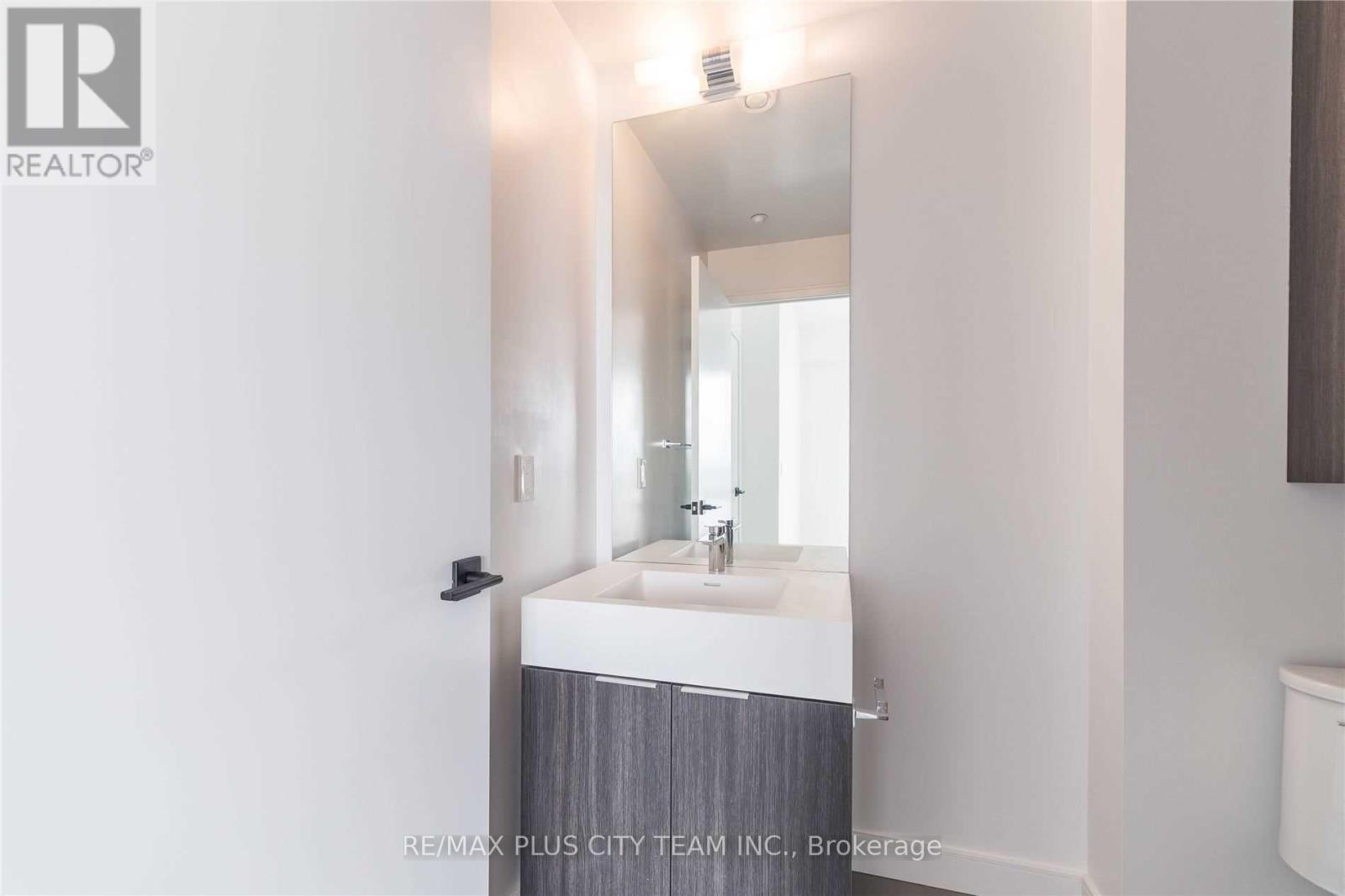 405 - 60 Tannery Road, Toronto (Waterfront Communities), Ontario  M5A 0S8 - Photo 10 - C12210121