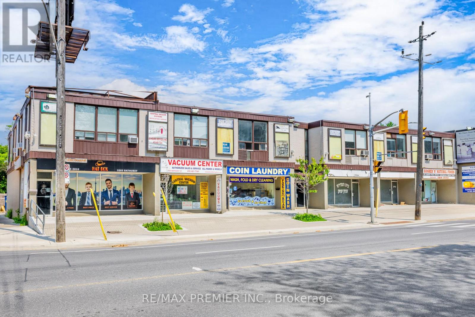 3201 Bathurst Street, Toronto (Bedford Park-Nortown), Ontario  M6A 2A9 - Photo 8 - C12210138