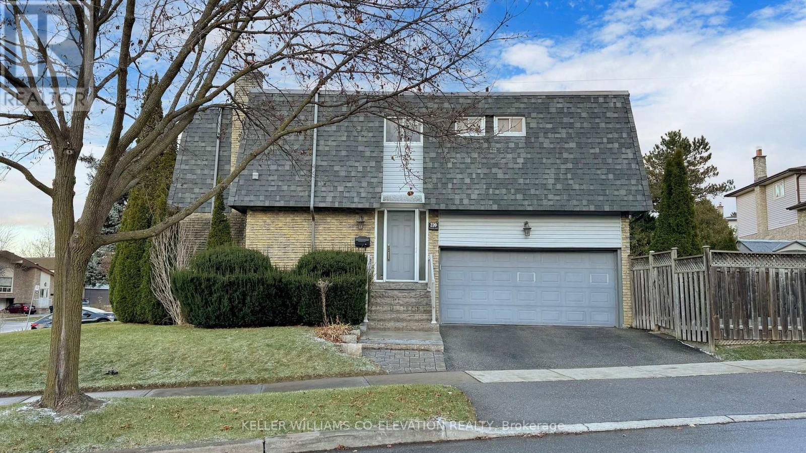 239 Pineway Blvd Boulevard, Toronto (Bayview Woods-Steeles), Ontario  M2H 1B5 - Photo 1 - C12210140