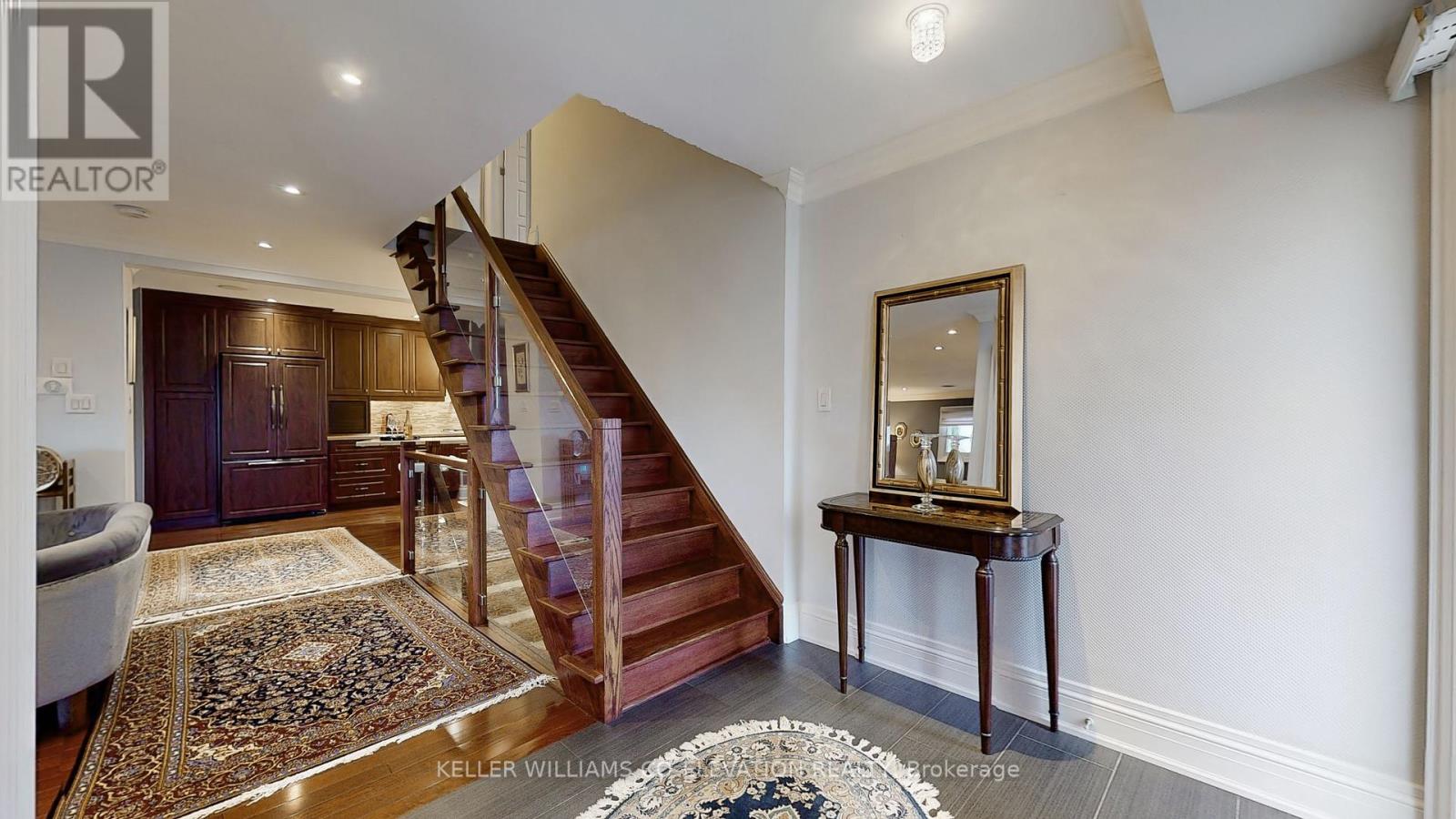 239 Pineway Blvd Boulevard, Toronto (Bayview Woods-Steeles), Ontario  M2H 1B5 - Photo 20 - C12210140