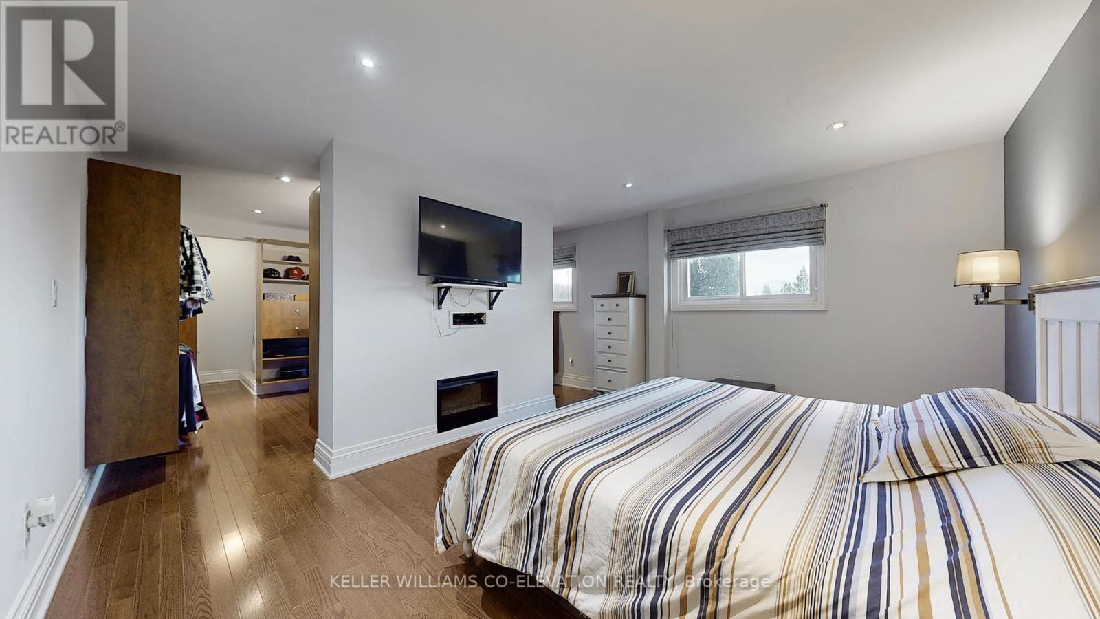 239 Pineway Blvd Boulevard, Toronto (Bayview Woods-Steeles), Ontario  M2H 1B5 - Photo 23 - C12210140