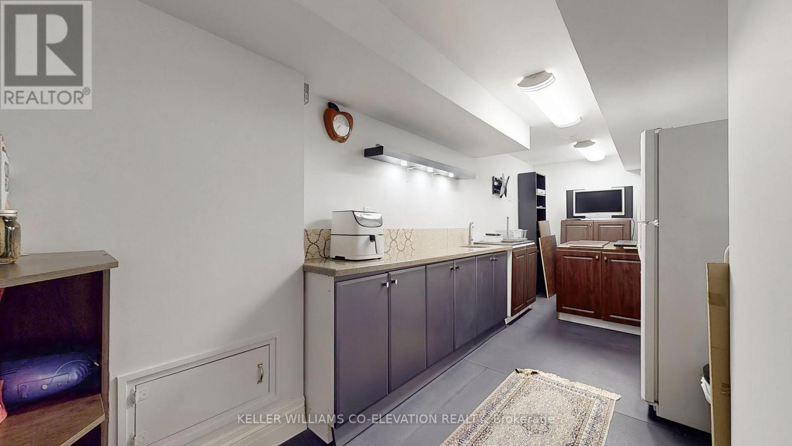 239 Pineway Blvd Boulevard, Toronto (Bayview Woods-Steeles), Ontario  M2H 1B5 - Photo 42 - C12210140
