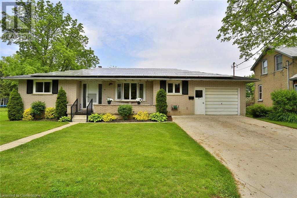 95 JACOB Street E, Tavistock, Ontario