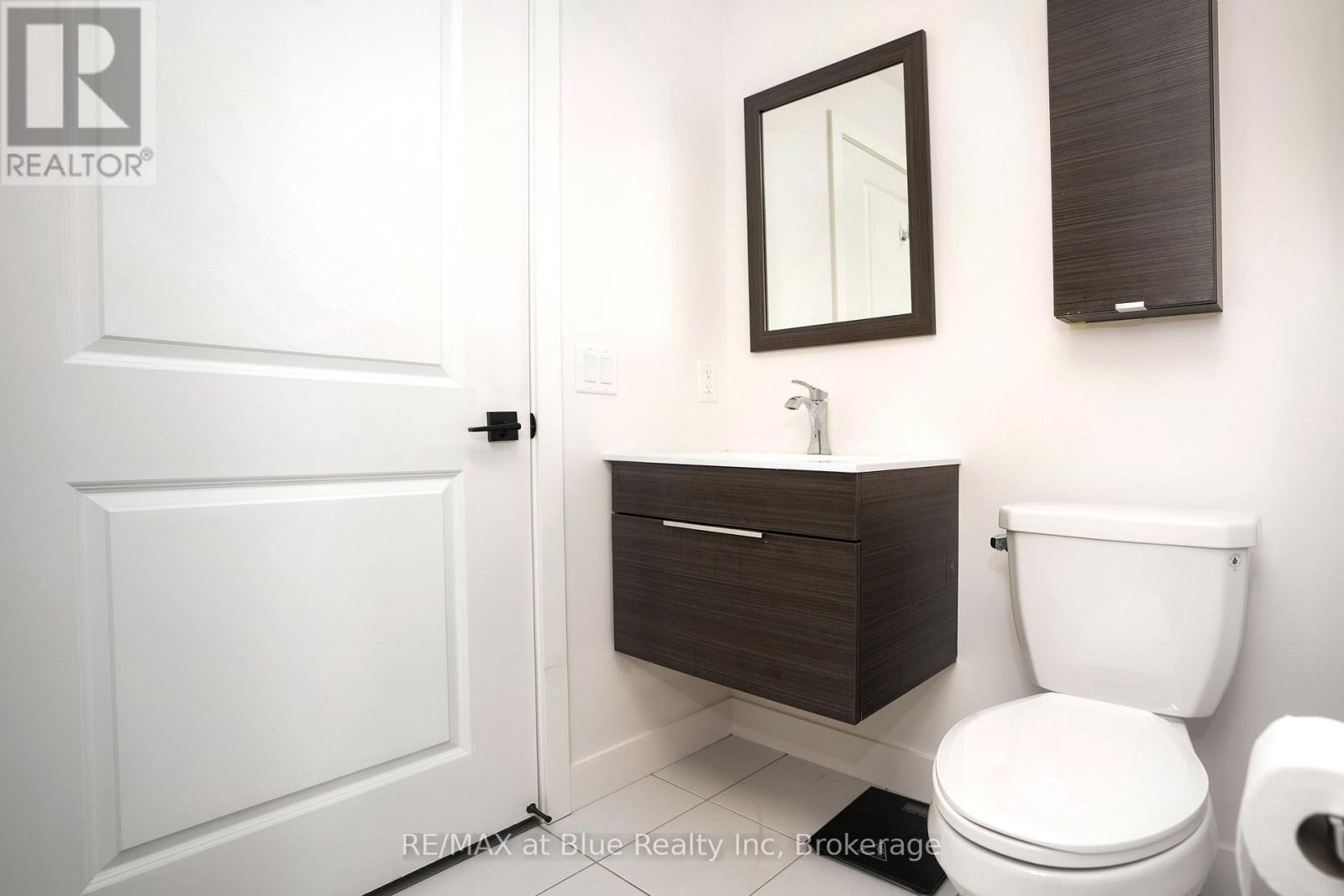 206 - 21 Beckwith Lane, Blue Mountains, Ontario  L9Y 3B6 - Photo 38 - X12210251