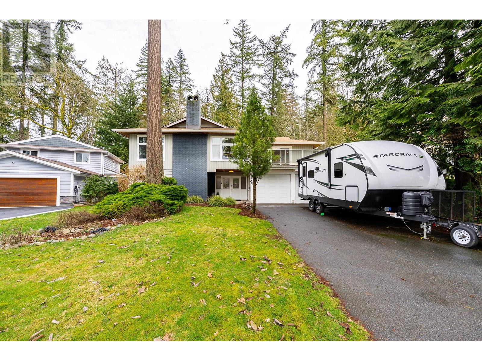 3668 Kennedy Street, Port Coquitlam, British Columbia  V3B 4Z1 - Photo 4 - R3013551
