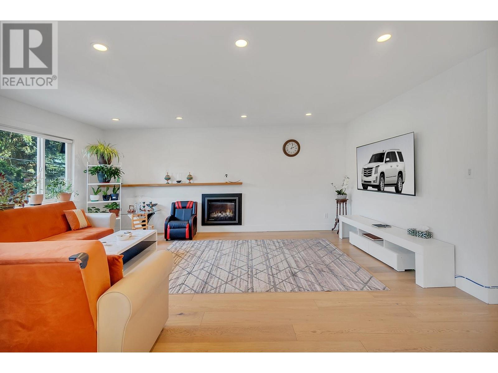 2505 William Avenue, North Vancouver, British Columbia  V7K 1Z2 - Photo 12 - R3013567