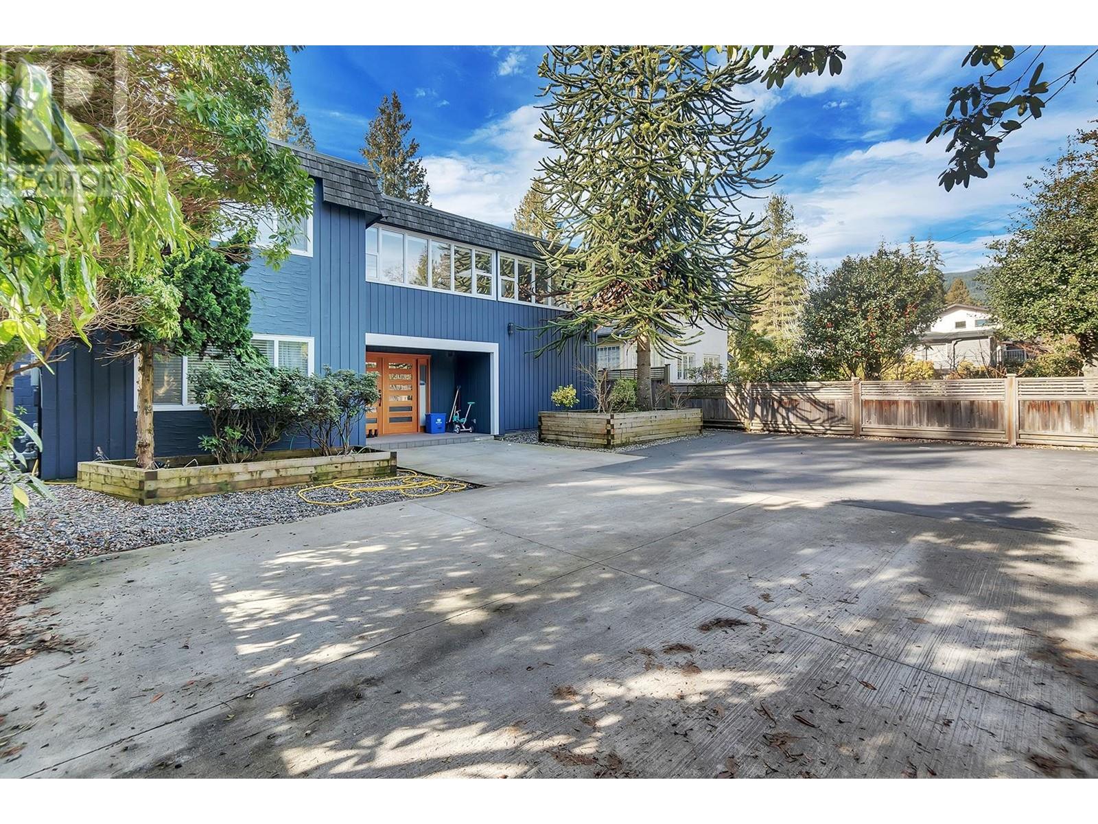2505 William Avenue, North Vancouver, British Columbia  V7K 1Z2 - Photo 7 - R3013567