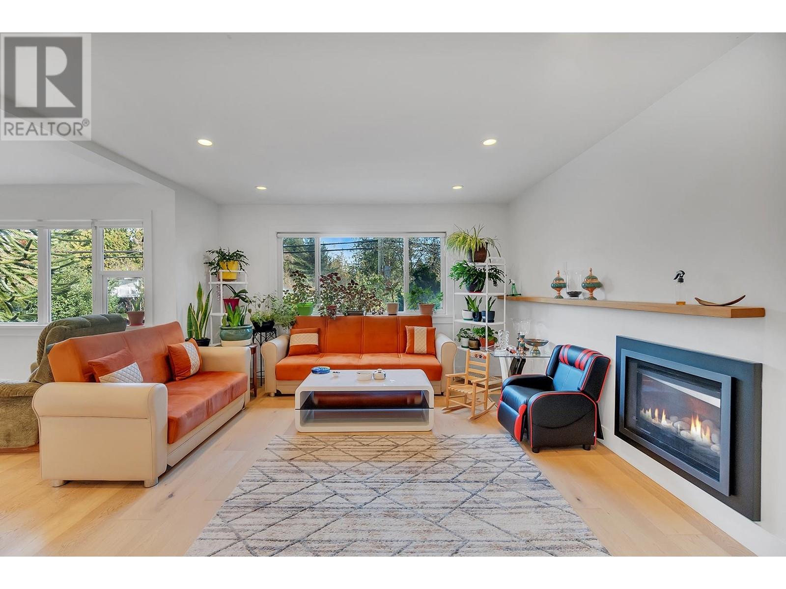 2505 William Avenue, North Vancouver, British Columbia  V7K 1Z2 - Photo 9 - R3013567