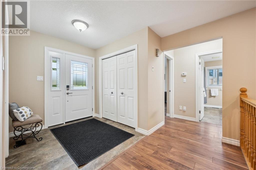 916 Keewatin Place, Kitchener, Ontario  N2B 3W4 - Photo 5 - 40739602