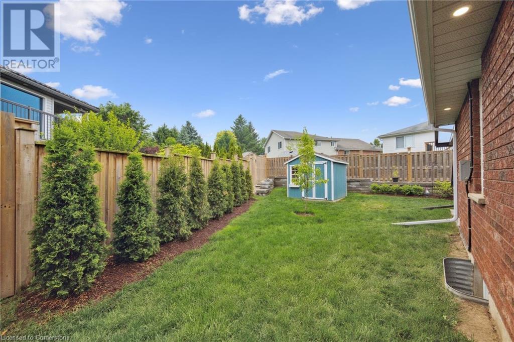 916 Keewatin Place, Kitchener, Ontario  N2B 3W4 - Photo 35 - 40739602