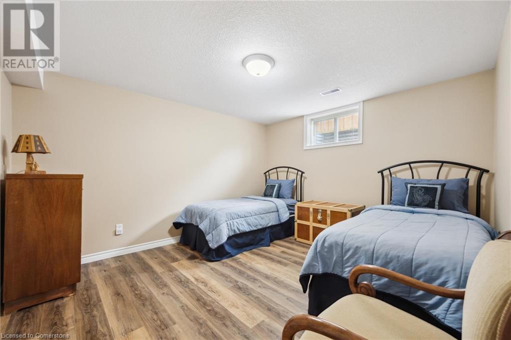 916 Keewatin Place, Kitchener, Ontario  N2B 3W4 - Photo 26 - 40739602