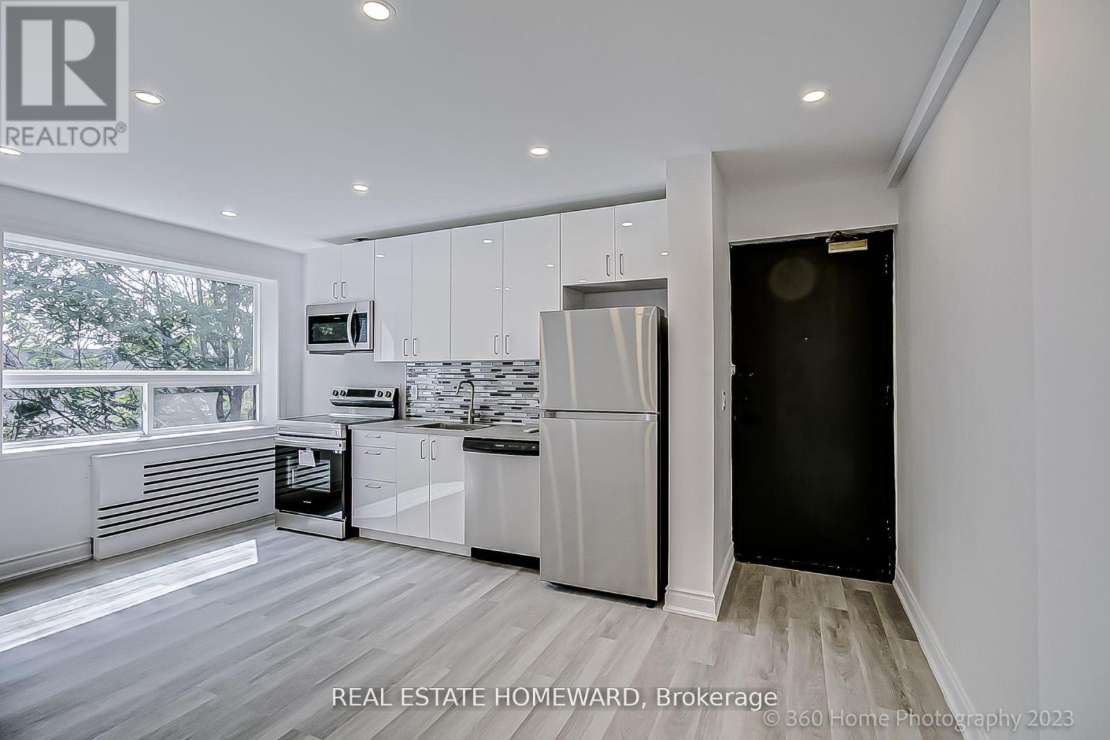 8 - 419 Woodbine Avenue, Toronto, Ontario  M4L 3P7 - Photo 24 - E12210130