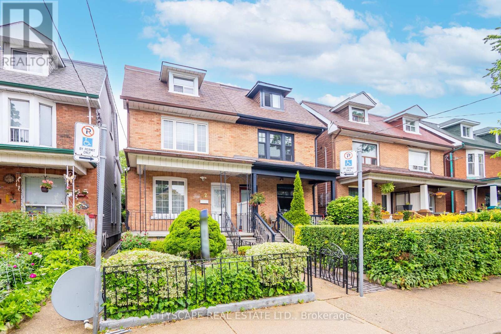 92 Bellwoods Avenue, Toronto, Ontario  M6J 2P4 - Photo 3 - C12187008