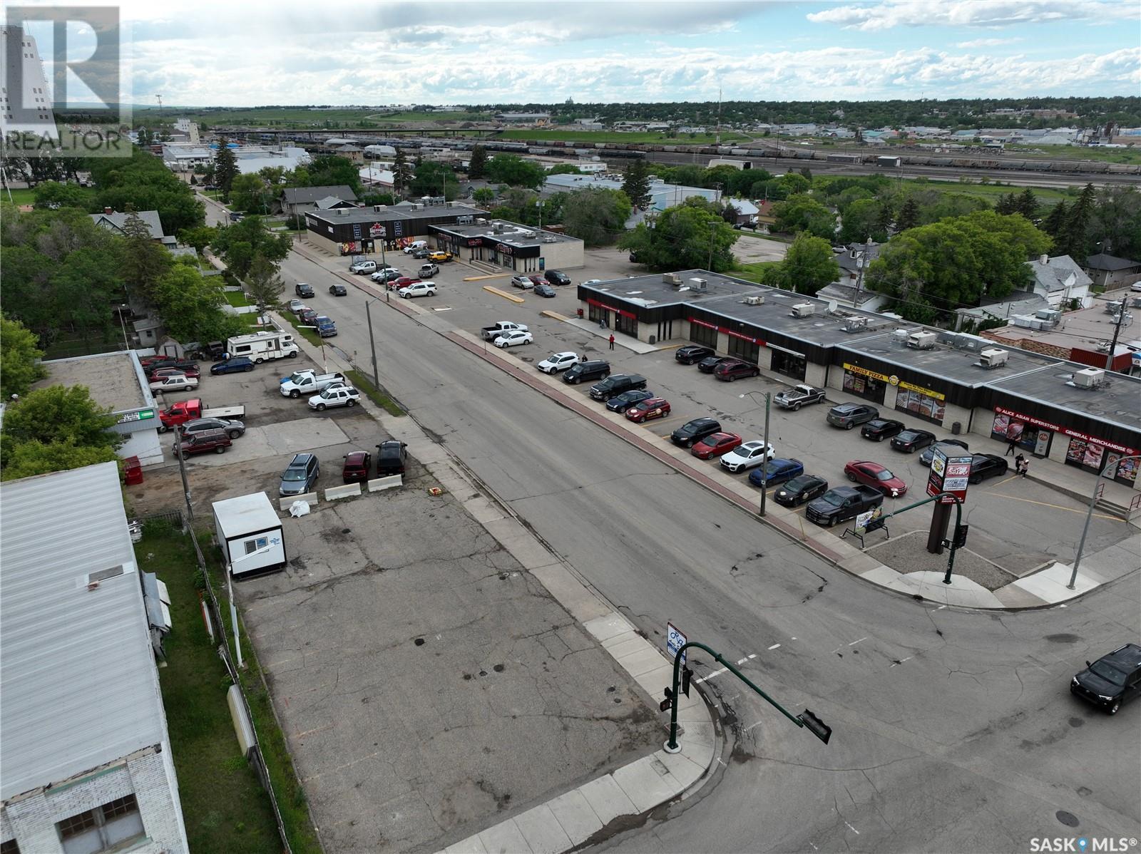 401 Lillooet Street W, Moose Jaw, Saskatchewan  S6H 4Y5 - Photo 9 - SK008939