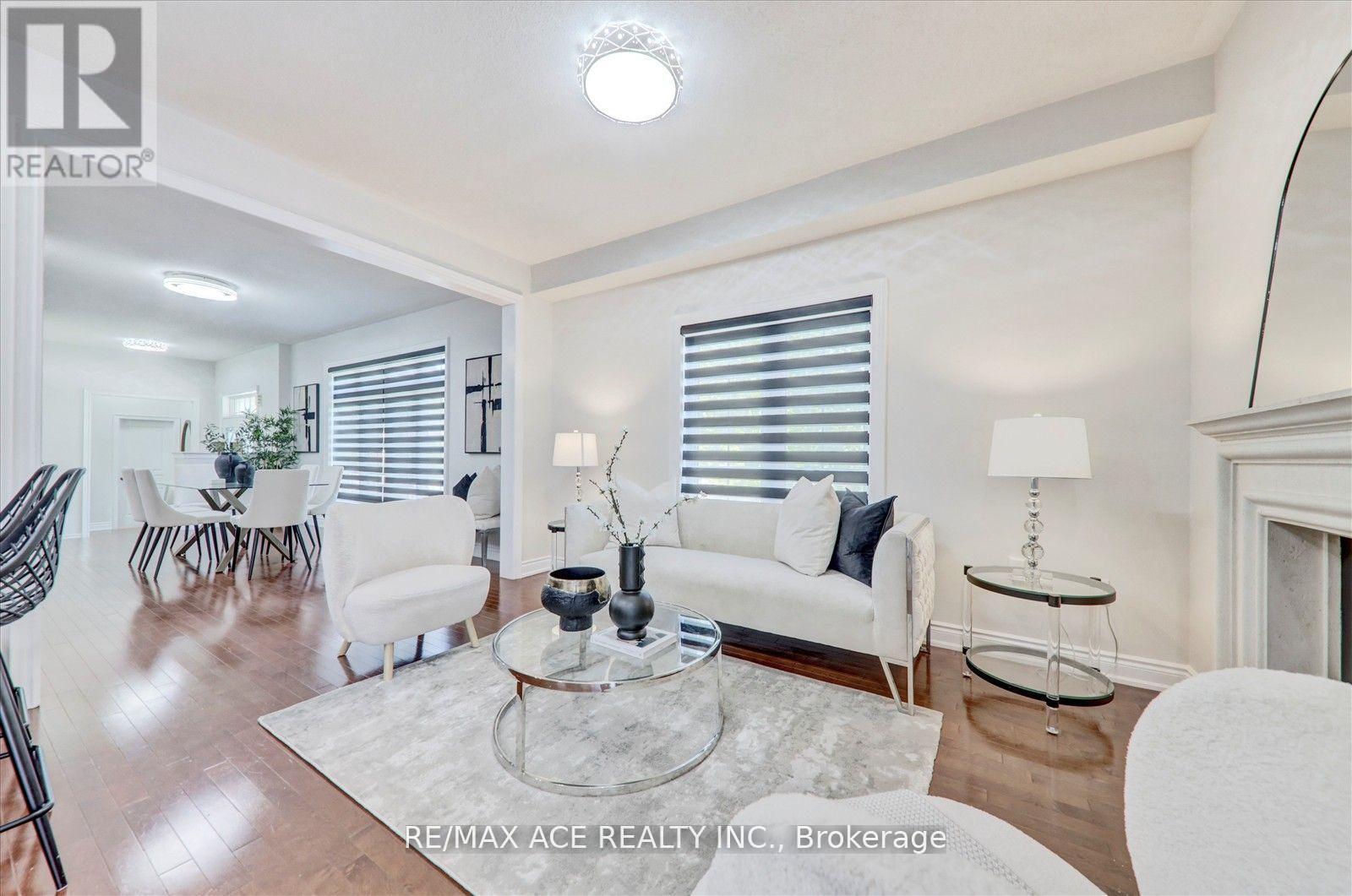 1 Goldthread Terrace, Toronto, Ontario  M3H 0B8 - Photo 14 - C12199659