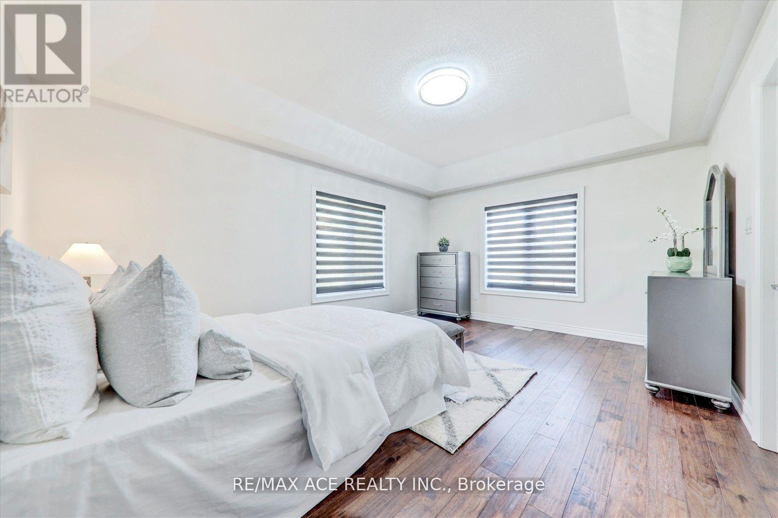 1 Goldthread Terrace, Toronto, Ontario  M3H 0B8 - Photo 22 - C12199659