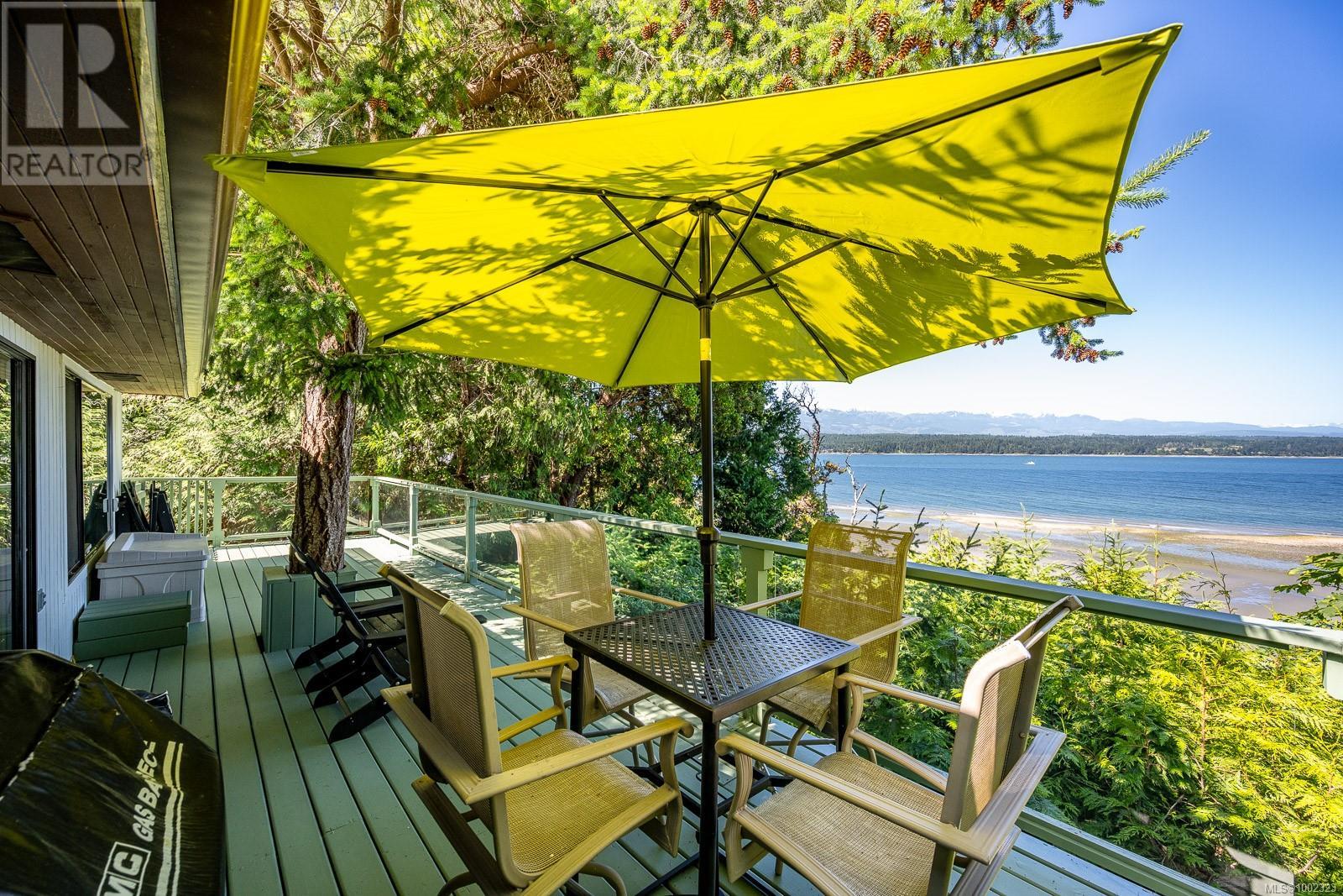 3845 Shingle Spit Rd, Hornby Island, British Columbia