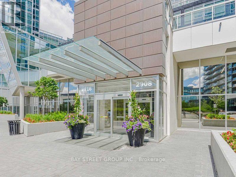 501 - 2908 Highway 7 Road, Vaughan, Ontario  L4K 0K5 - Photo 4 - N12210151